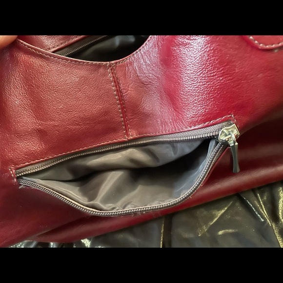 Handmade leather shoulder purse from Ecuador.  Hand made - Picture 5 of 13